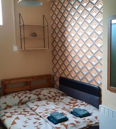 Csenge Apartman Keszthely Zewnętrze zdjęcie